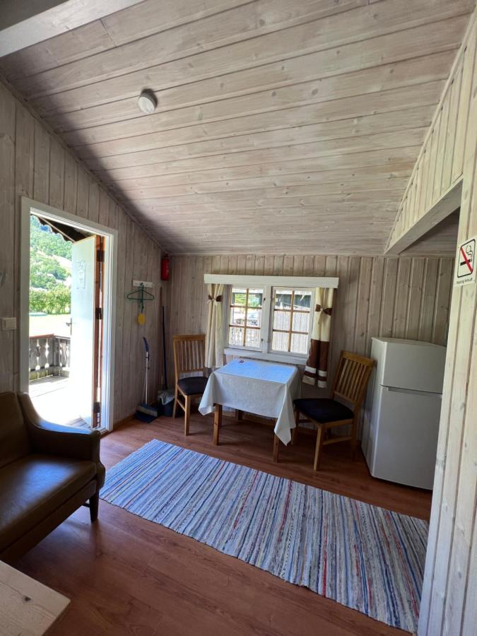Vistdal Camping Myklebostad  Bagian luar foto